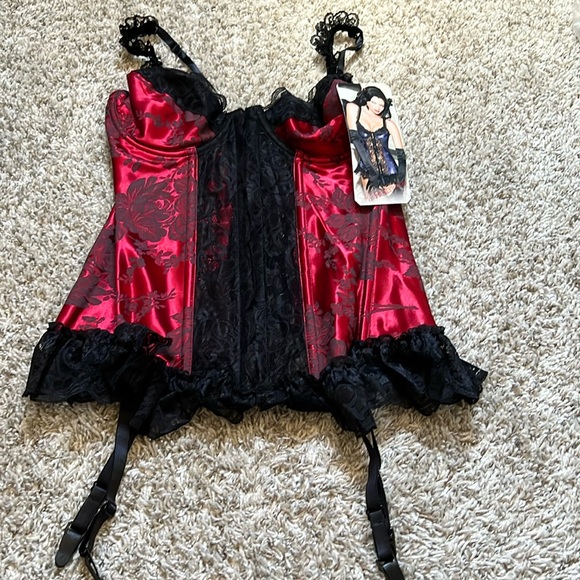 Shirley of Hollywood Other - NWT Shirley of Hollywood Corset & thong